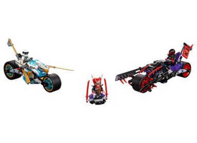 LEGO NINJAGO motorcycle with aggressive spiked wheels